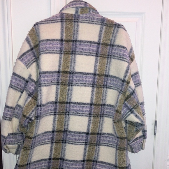 Plaid Women's Jacket in Cream and Blue | Shacket - Picture 4 of 11